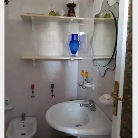 E Oltre House * Neapol