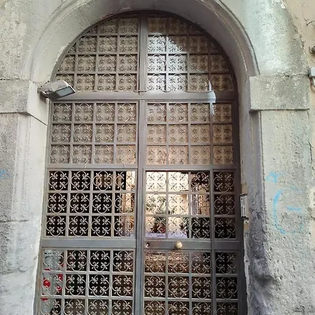 Apartament E Oltre House *