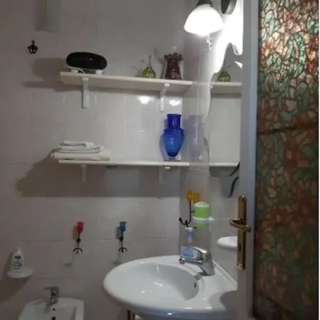 E Oltre House * Neapol