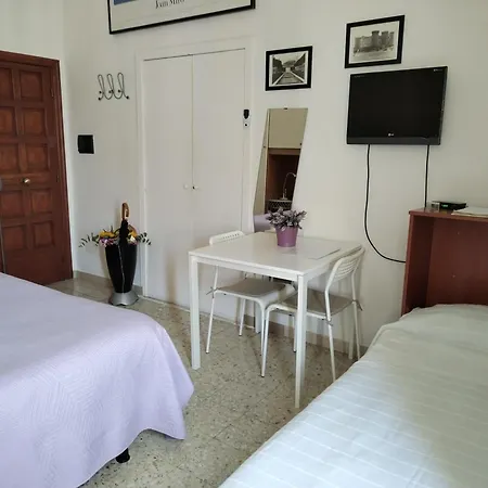 E Oltre House Neapol